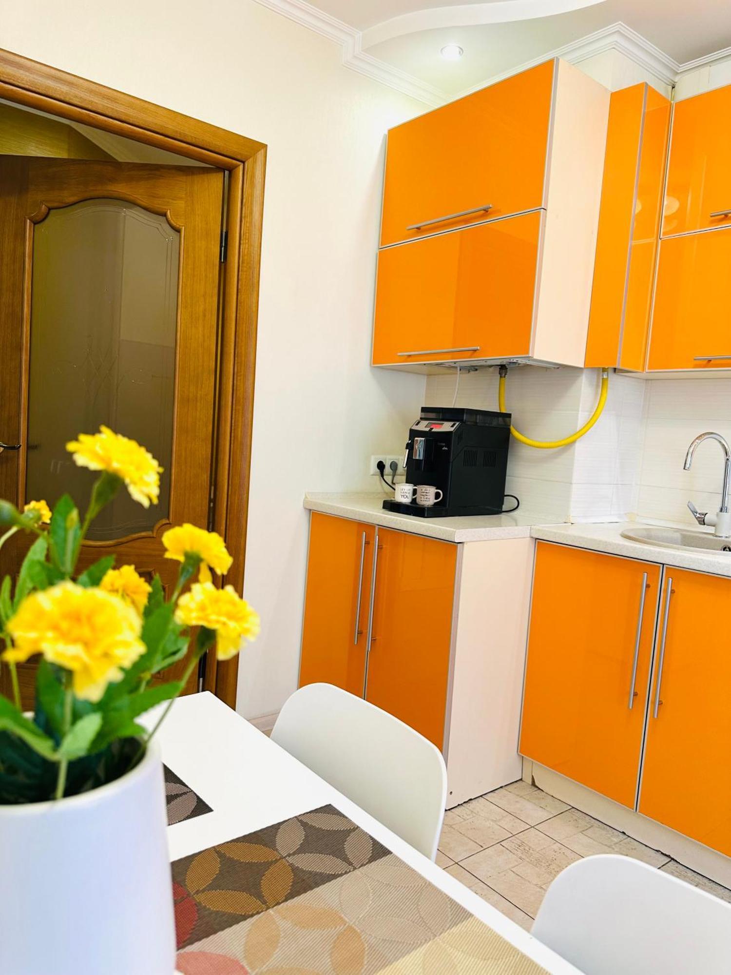 Apartments With A Coffee Machine In The City Center, Near A Park And Zlata Plaza Rivne Exterior foto